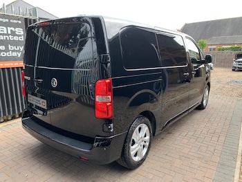 Used Vauxhall Vivaro 2020 for sale - 75675109: Photo