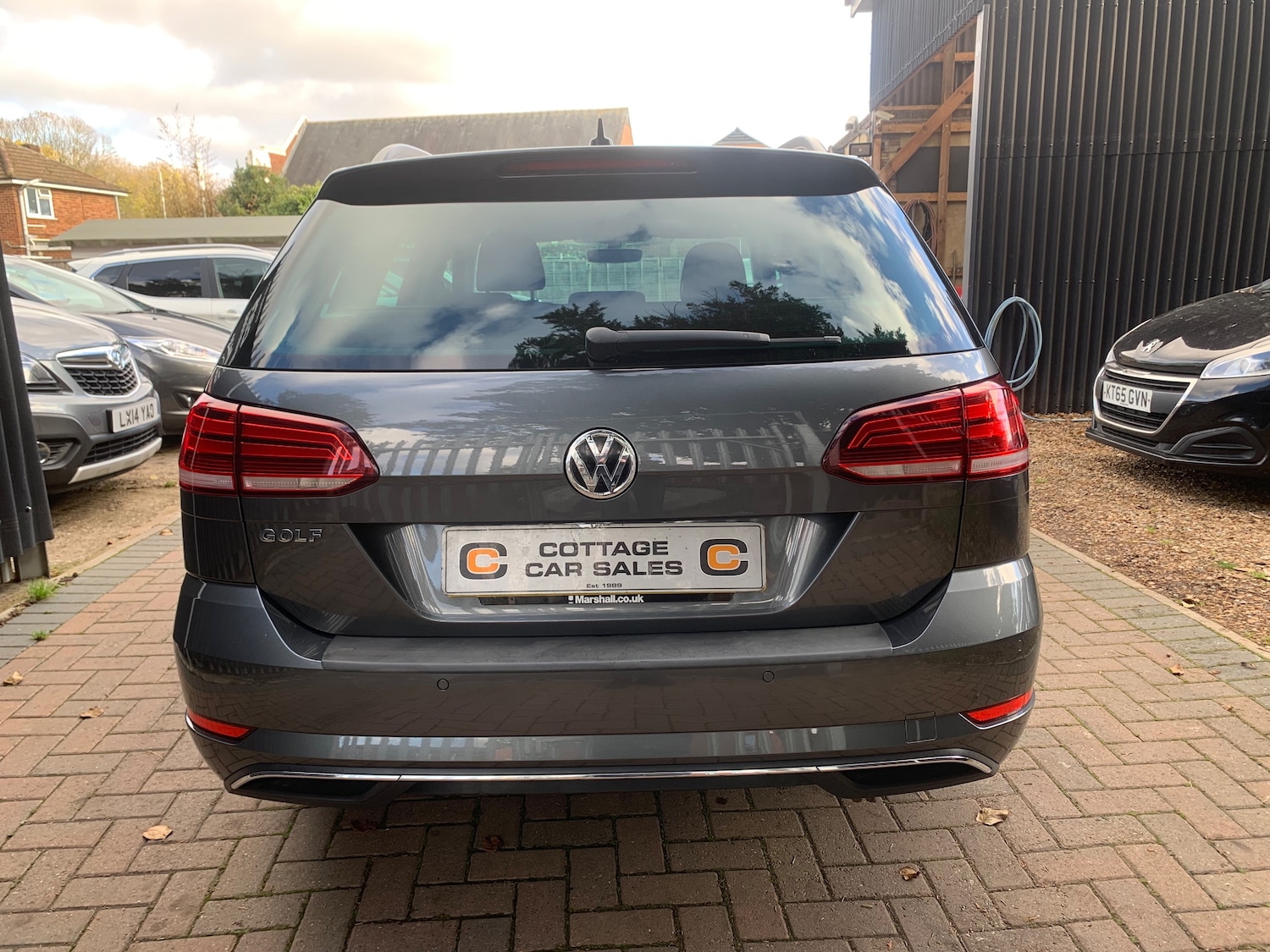 Used Volkswagen Golf 2020 for sale - 76520182: Photo 5