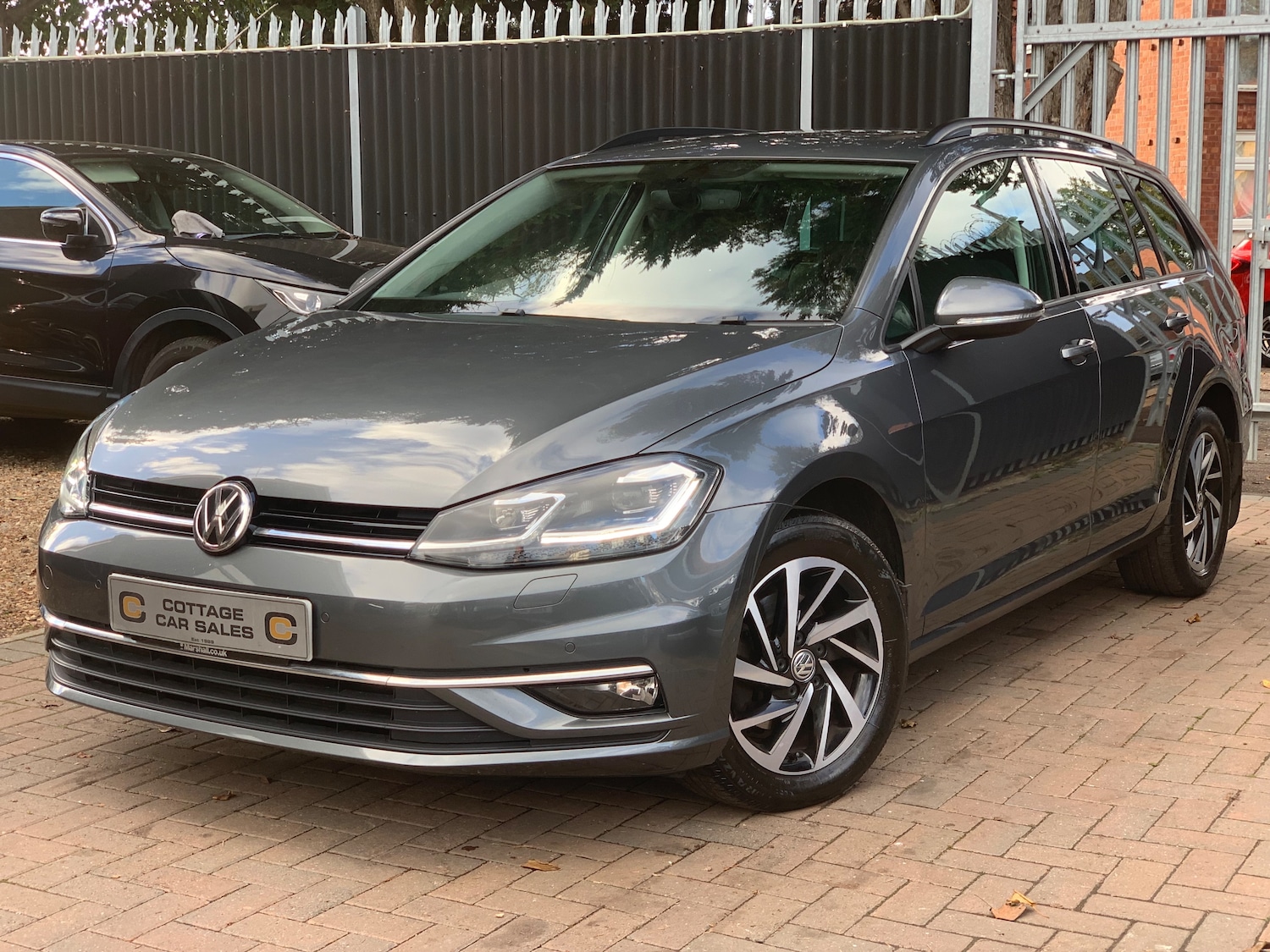 Used Volkswagen Golf 2020 for sale - 76520182: Photo 8