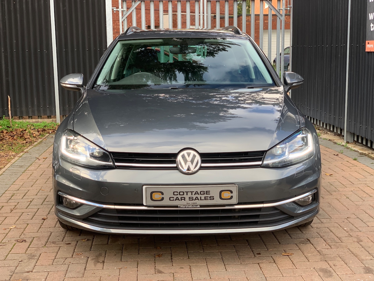 Used Volkswagen Golf 2020 for sale - 76520182: Photo 9
