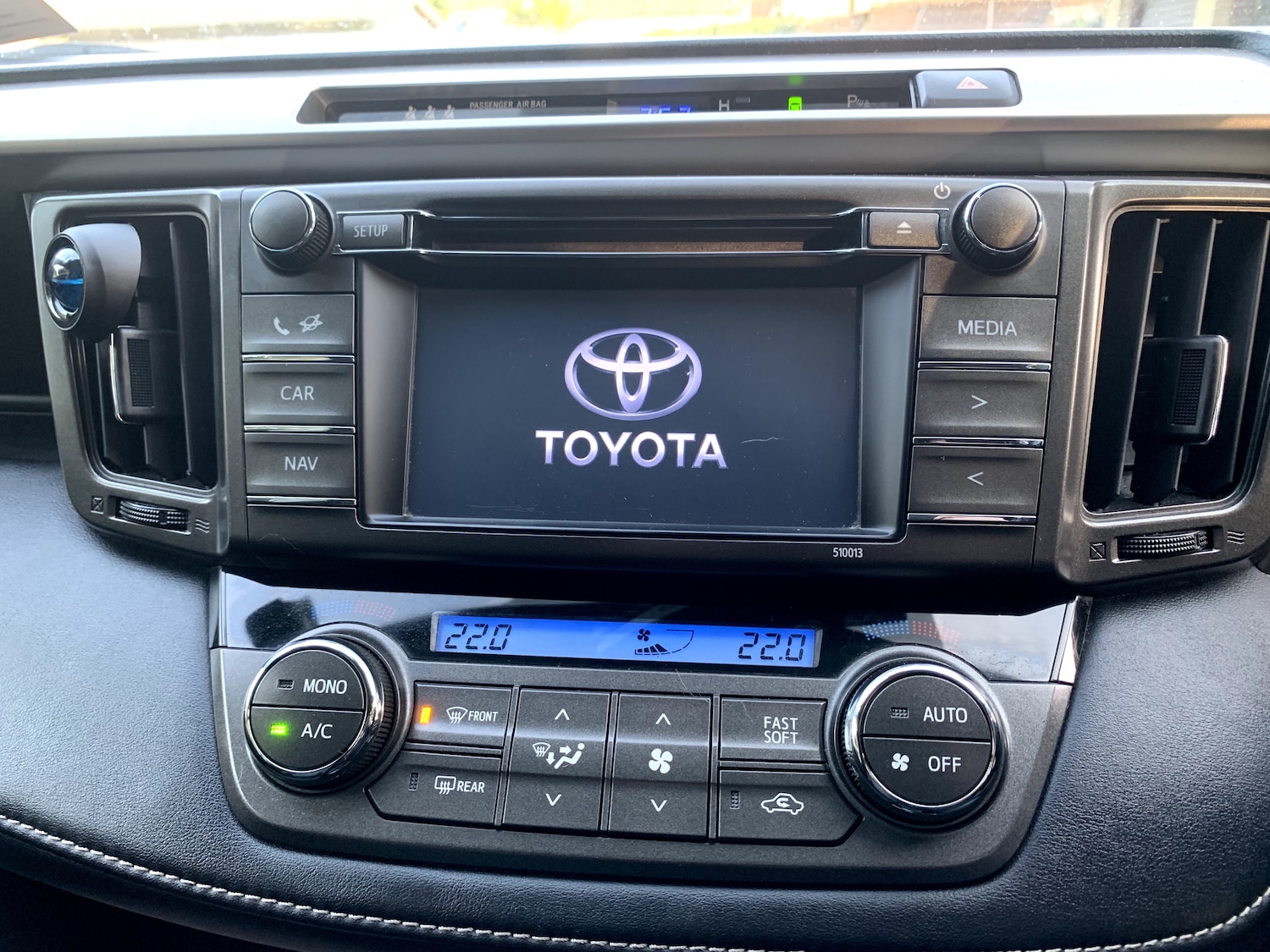 Used Toyota RAV4 2015 for sale - 77665997: Photo 17