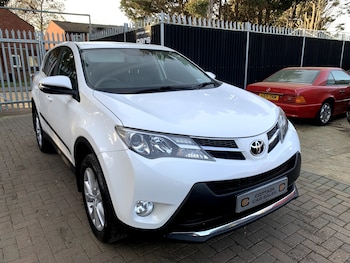 Used Toyota RAV4 2015 for sale - 77665997: Photo