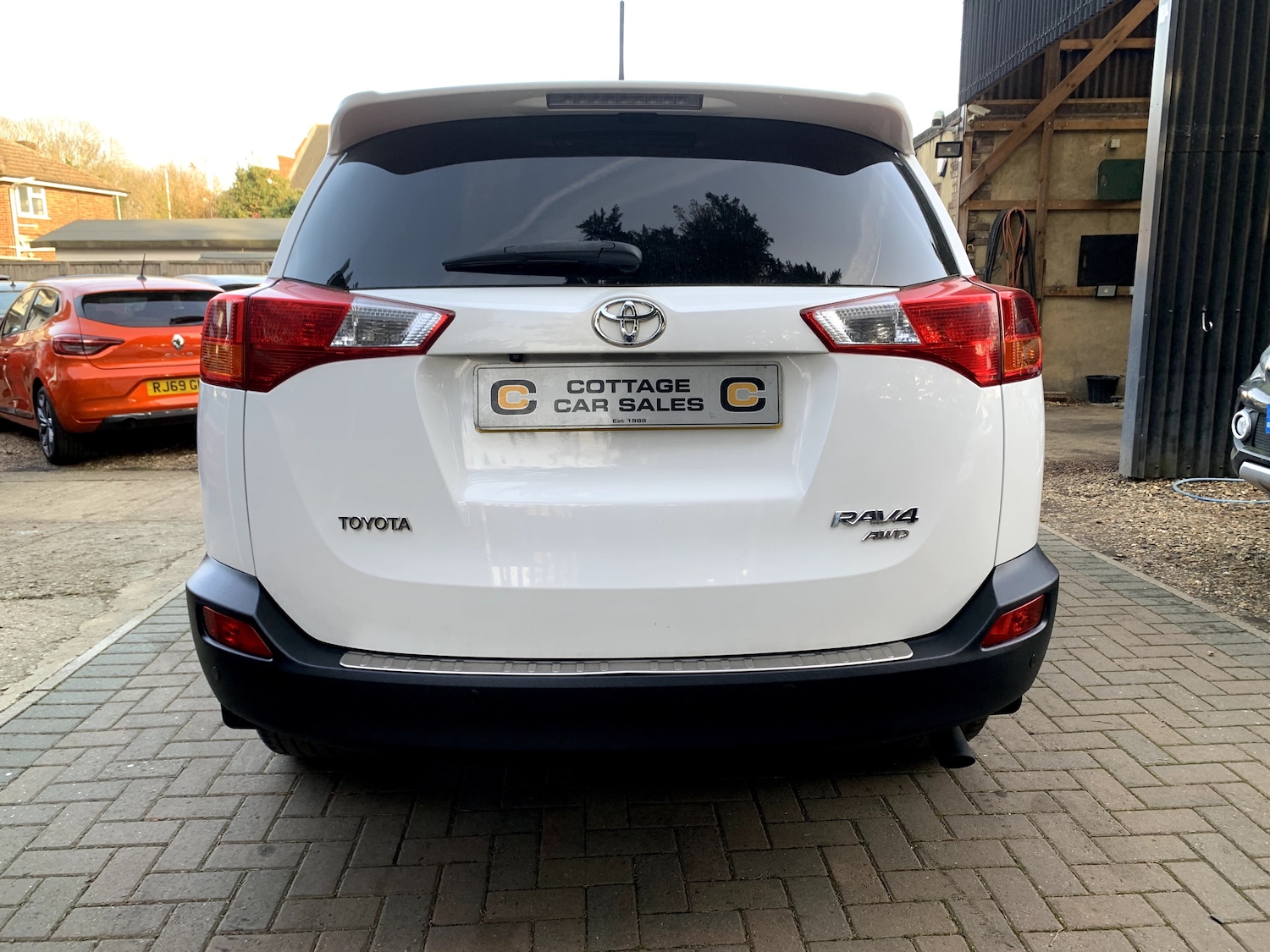 Used Toyota RAV4 2015 for sale - 77665997: Photo 4