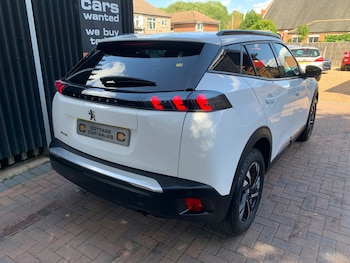 Used Peugeot 2008 2020 for sale - 79114754: Photo