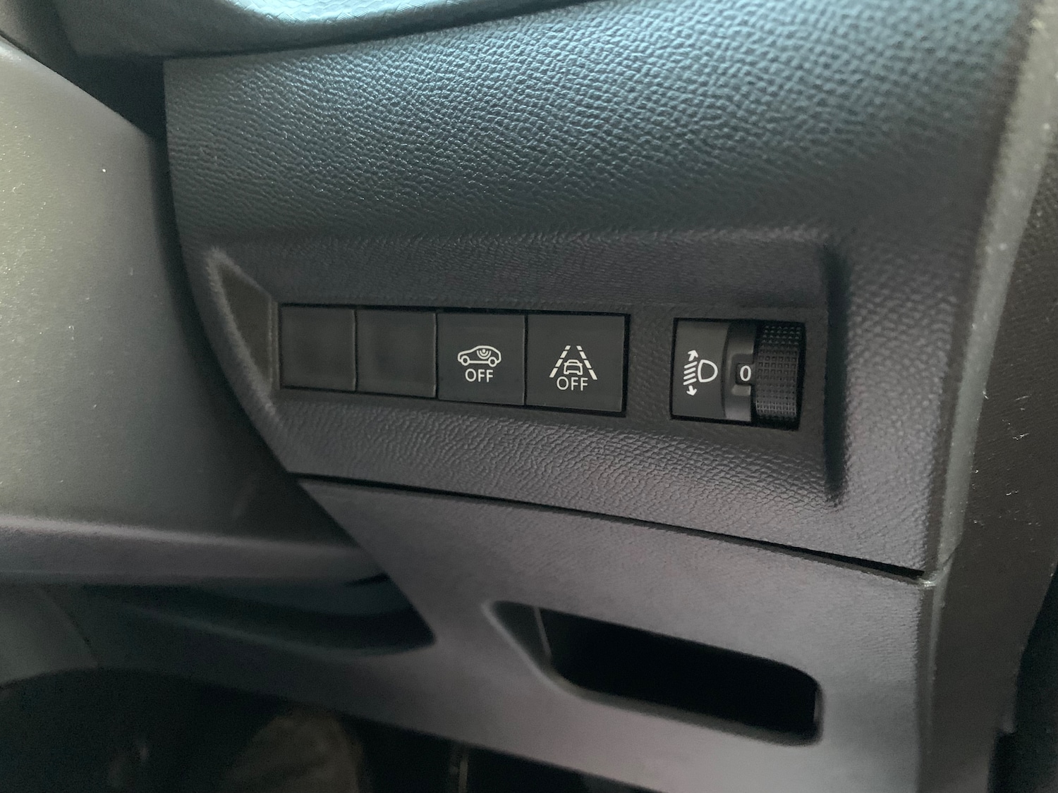 Used Peugeot 2008 2023 for sale - 76905162: Photo 22