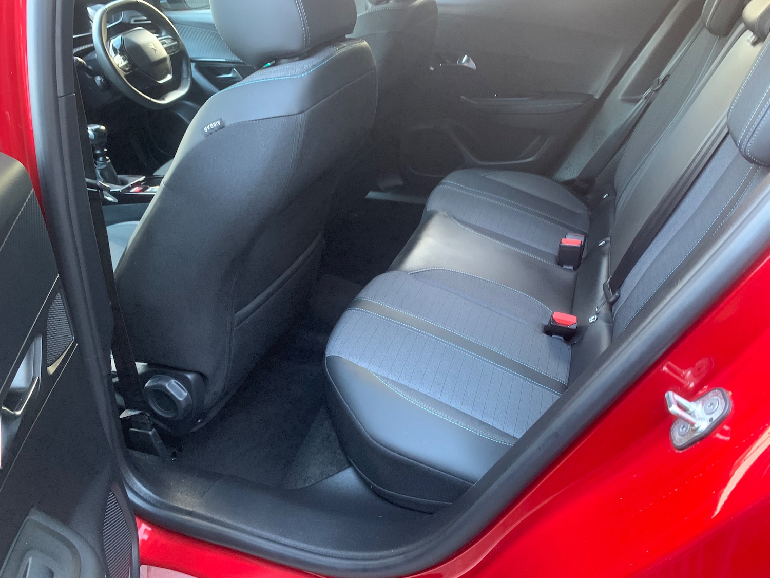 Used Peugeot 2008 2023 for sale - 76905162: Photo 25