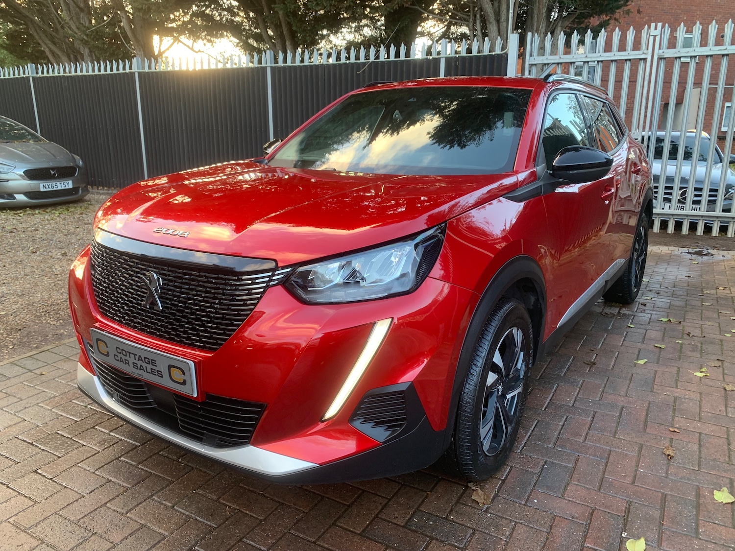 Used Peugeot 2008 2023 for sale - 76905162: Photo 8