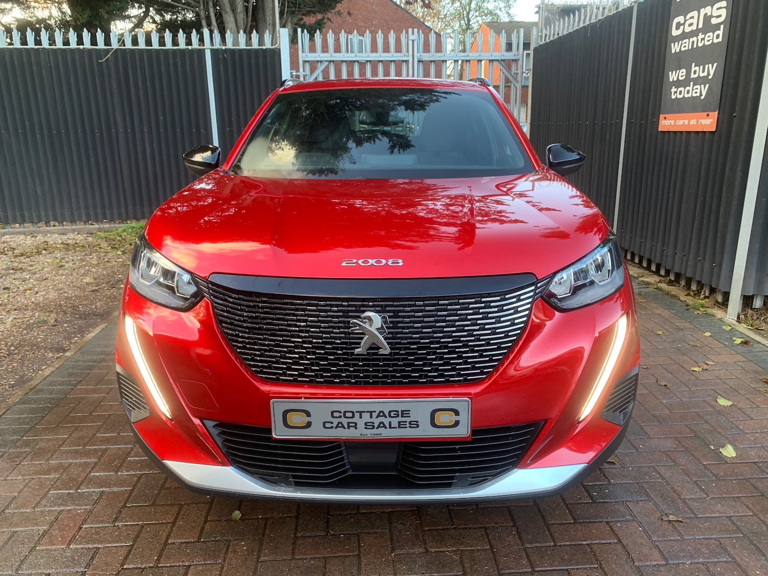 Used Peugeot 2008 2023 for sale - 76905162: Photo 9