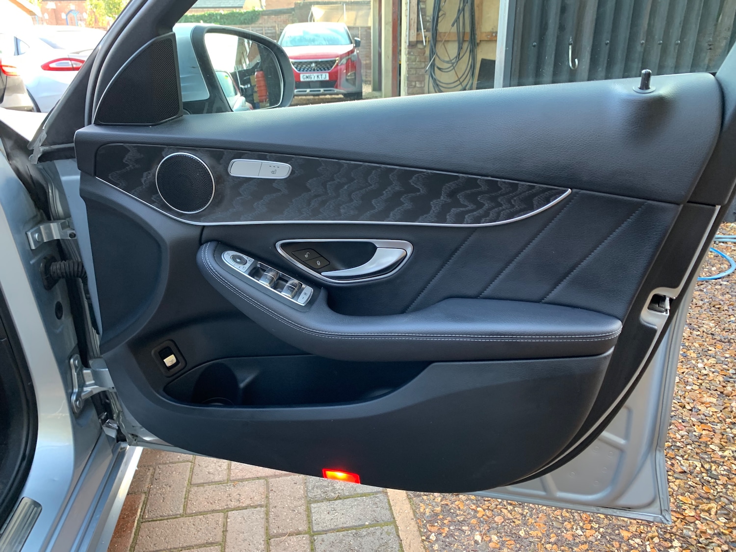 Used Mercedes-Benz C Class 2017 for sale - 77364112: Photo 13