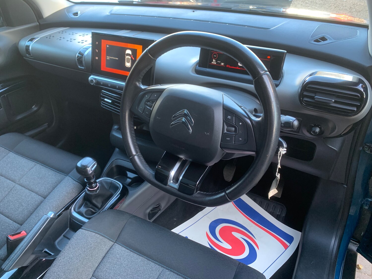 Used Citroen C4 Cactus 2019 for sale - 77894019: Photo 9