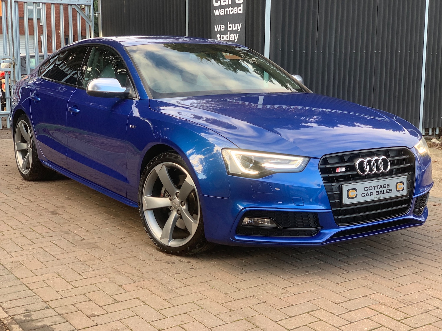 Used Audi S5 2015 for sale - 76616874: Photo 2
