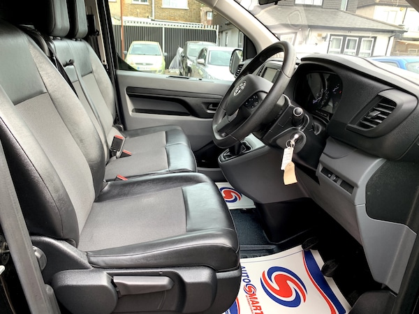 Used Vauxhall Vivaro 2020 for sale - 76067296: Photo 10