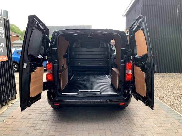 Used Vauxhall Vivaro 2020 for sale - 76067296: Photo 22