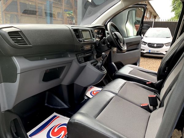 Used Vauxhall Vivaro 2020 for sale - 76067296: Photo 26