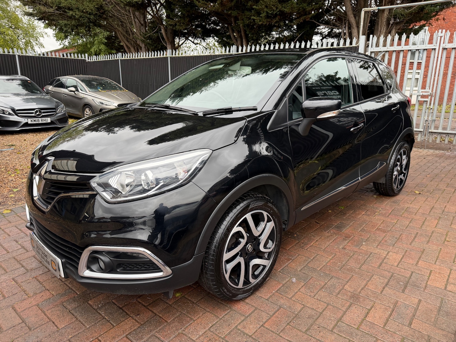 Used Renault Captur 2017 for sale - 76883954: Photo 8