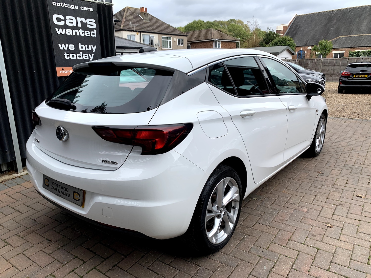 Used Vauxhall Astra 2017 for sale - 76206629: Photo 4