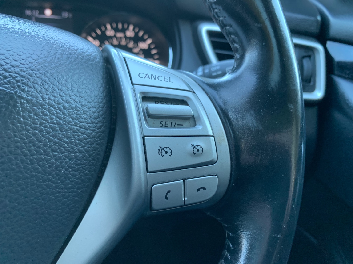 Used Nissan Qashqai 2014 for sale - 77976121: Photo 11