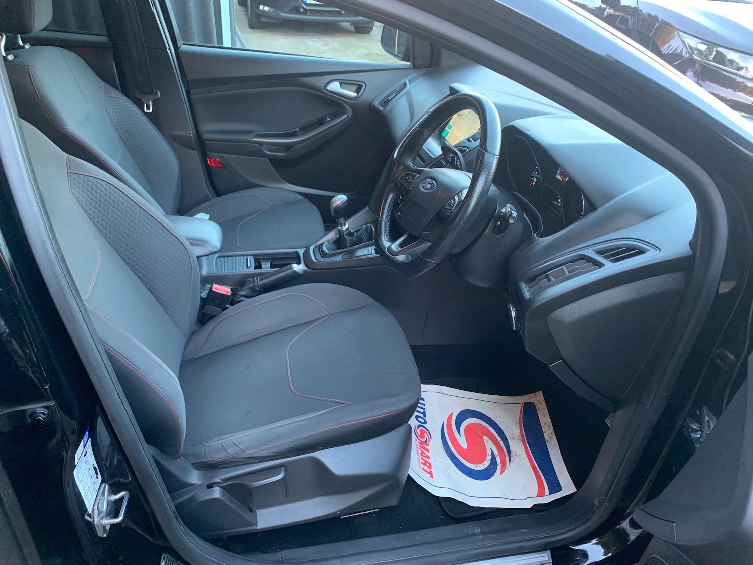Used Ford Focus 2018 for sale - 76369076: Photo 7