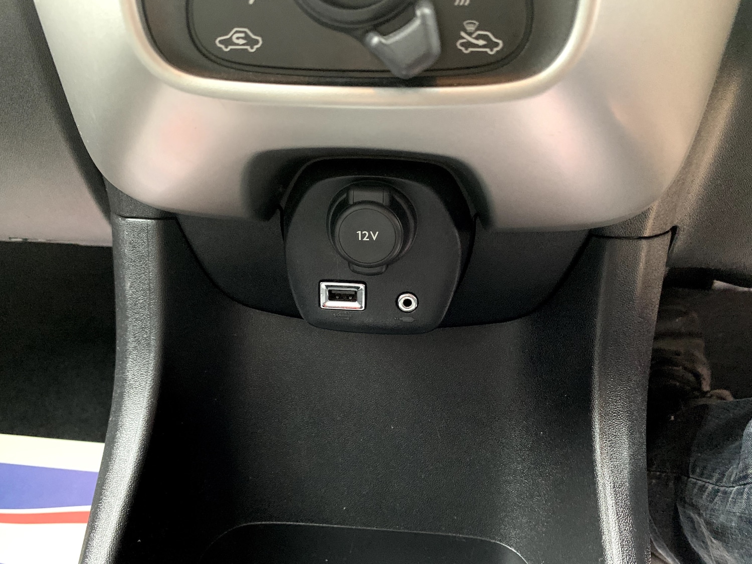 Used Toyota AYGO 2016 for sale - 76625561: Photo 12