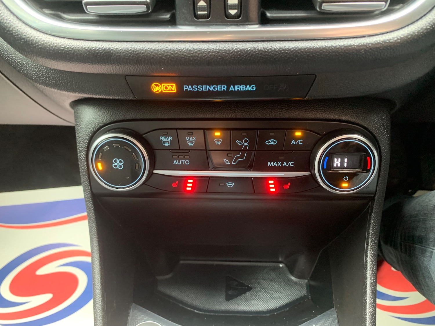 Used Ford Fiesta 2019 for sale - 78078601: Photo 11