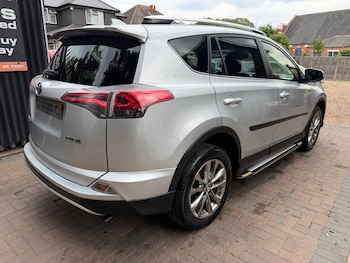 Used Toyota RAV4 2016 for sale - 79284212: Photo