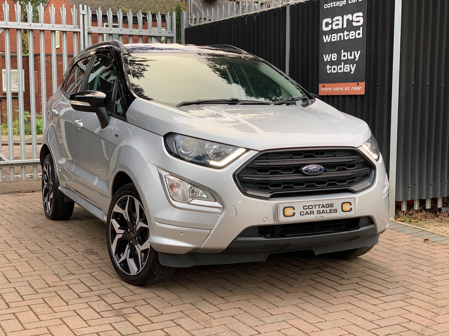 Used Ford Ecosport 2018 for sale - 76697850: Photo 1