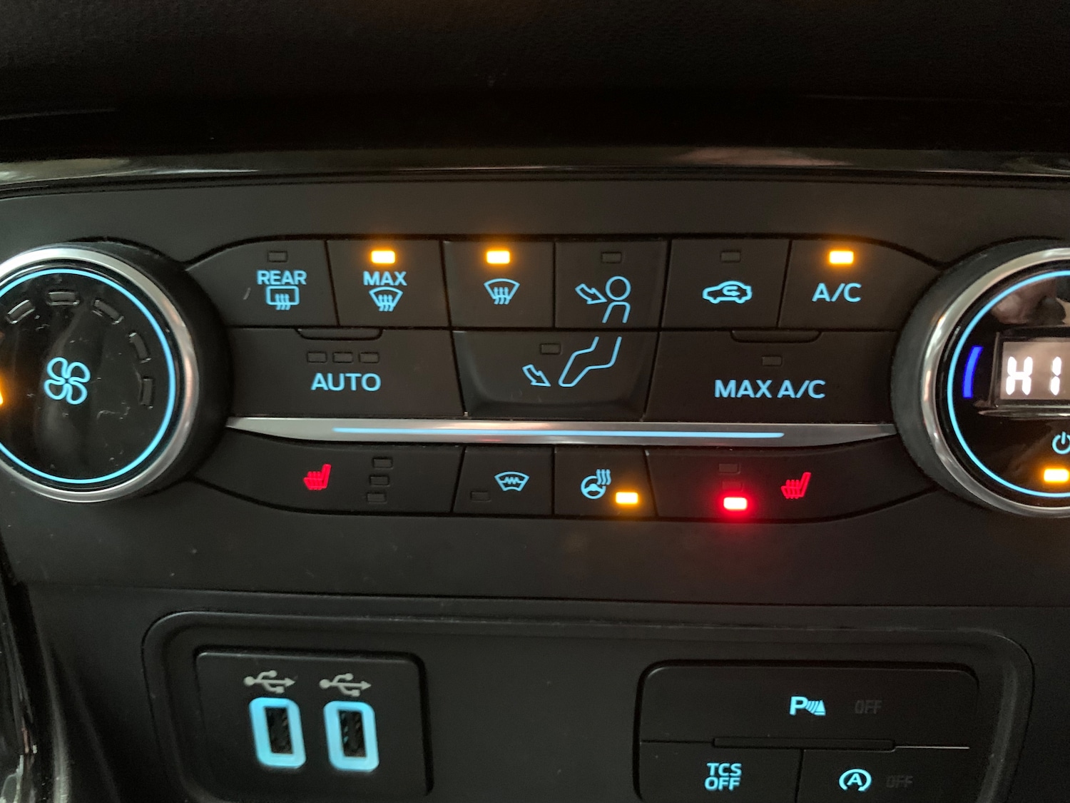 Used Ford Ecosport 2018 for sale - 76697850: Photo 15