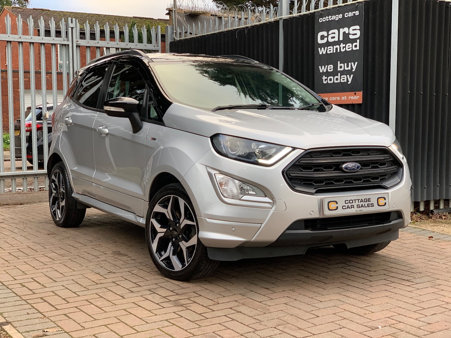 Used Ford Ecosport 2018 for sale - 76697850: Photo 2