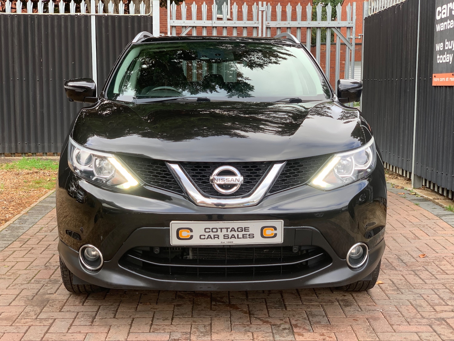 Used Nissan Qashqai 2016 for sale - 76330373: Photo 7