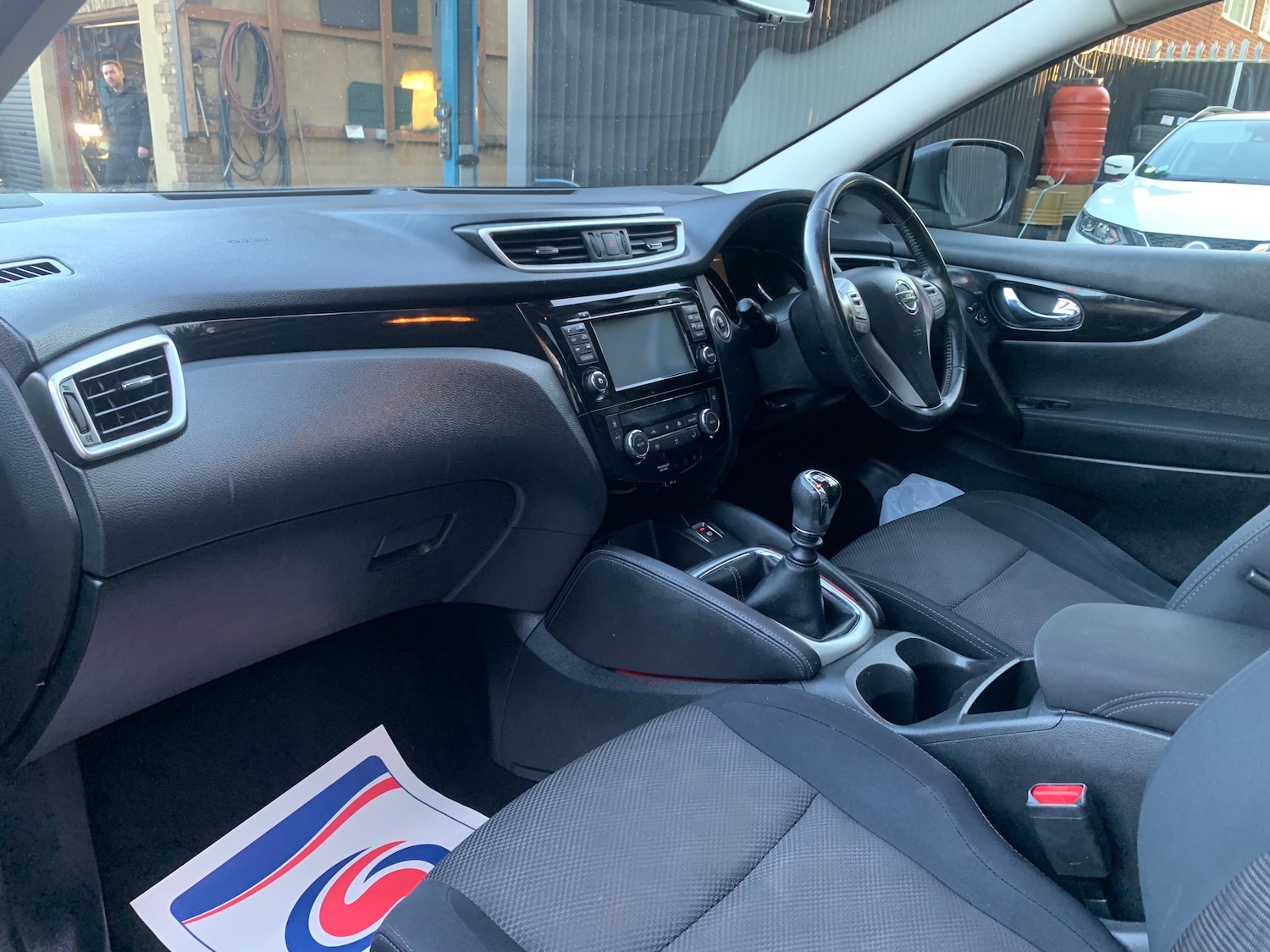 Used Nissan Qashqai 2015 for sale - 76368999: Photo 24