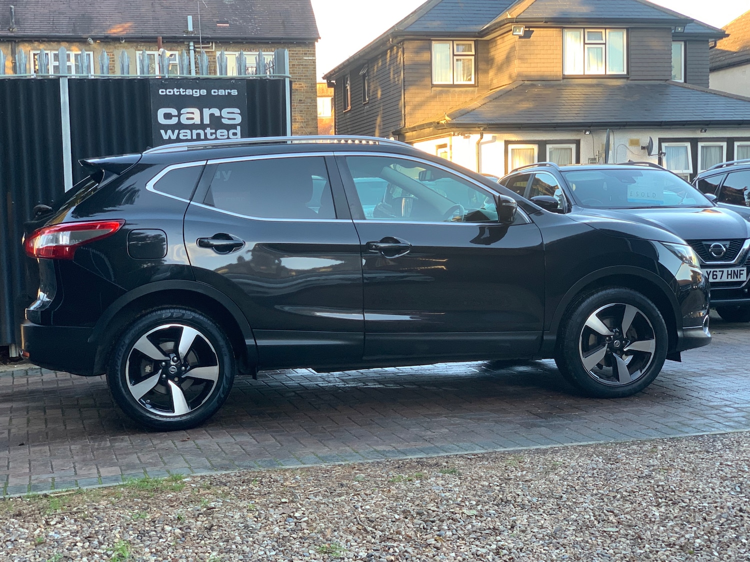 Used Nissan Qashqai 2015 for sale - 76368999: Photo 3