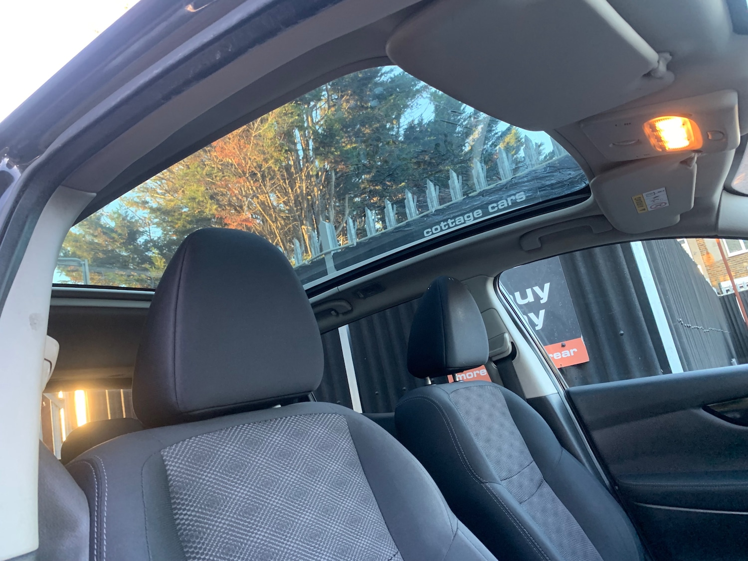 Used Nissan Qashqai 2015 for sale - 76368999: Photo 9