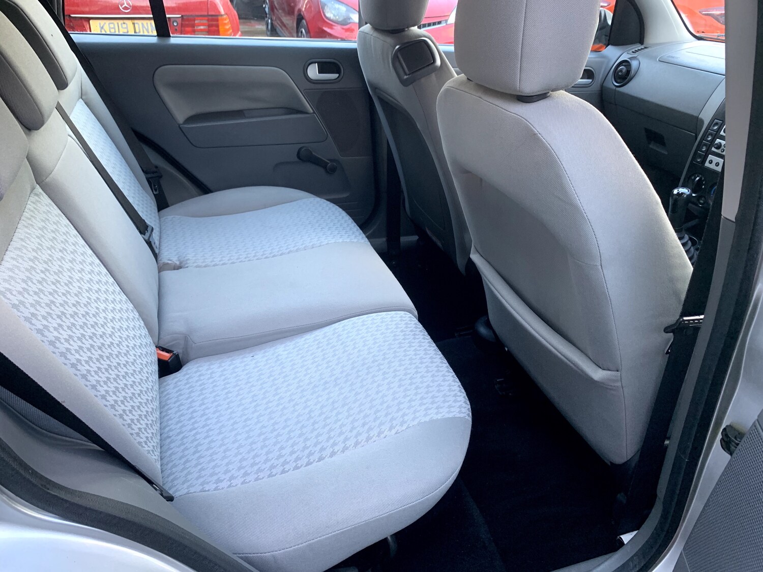 Used Ford Fusion 2004 for sale - 77692034: Photo 15