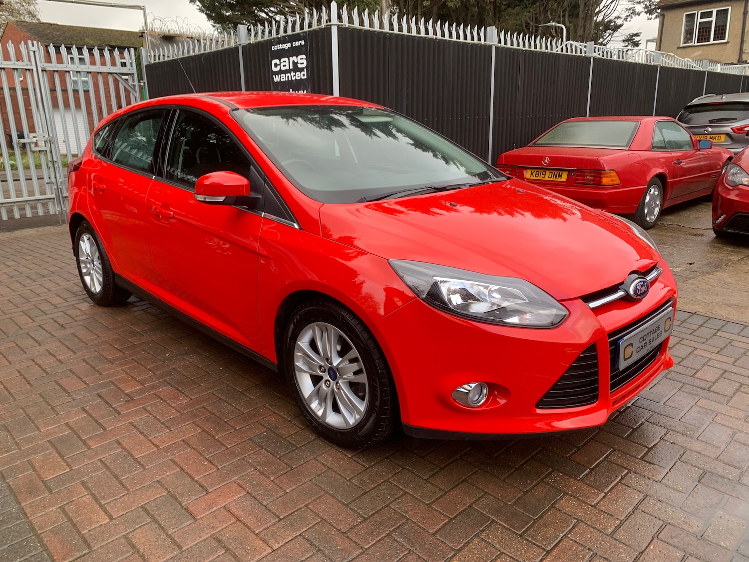 Used Ford Focus 2014 for sale - 77692026: Photo 2