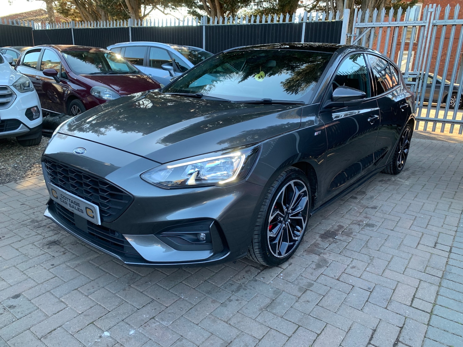 Used Ford Focus 2020 for sale - 77976116: Photo 5