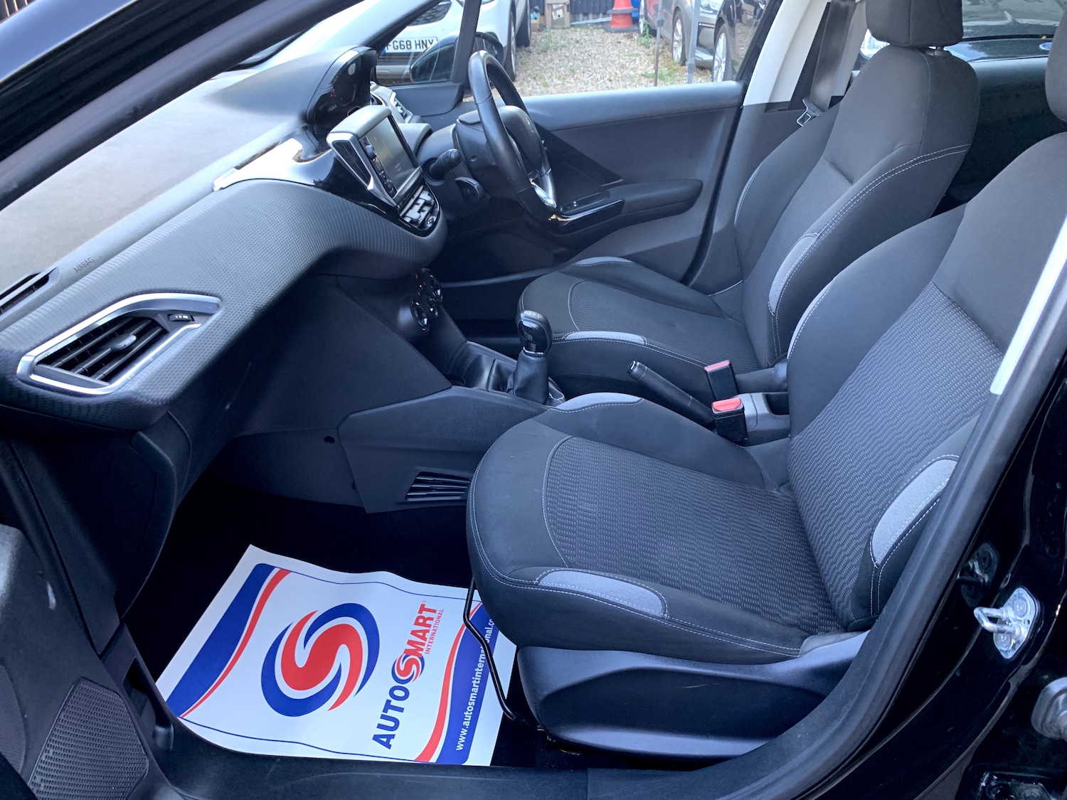 Used Peugeot 208 2016 for sale - 76386756: Photo 19