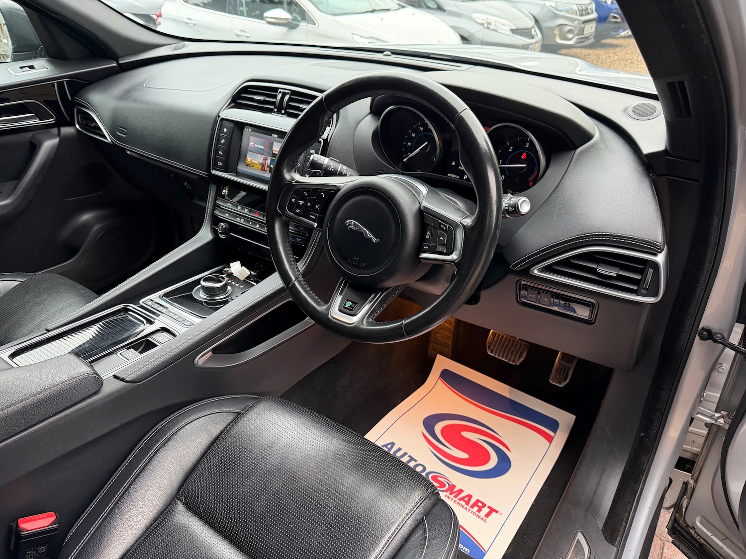 Used Jaguar F-Pace 2017 for sale - 76836579: Photo 13