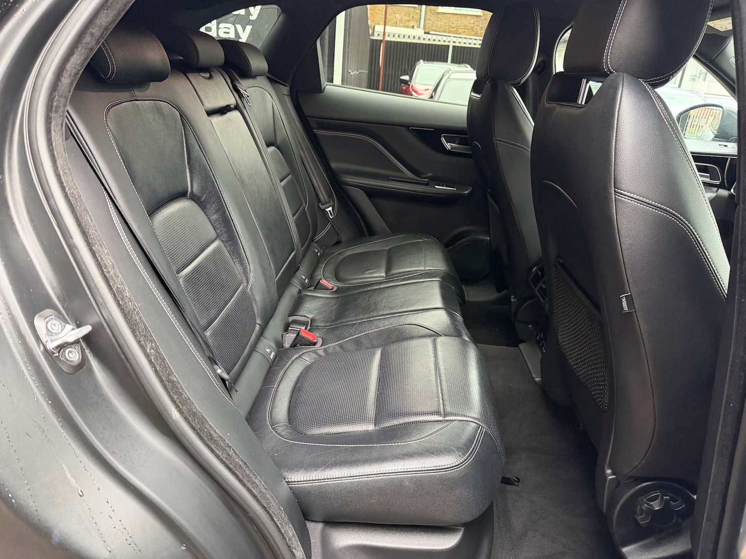 Used Jaguar F-Pace 2017 for sale - 76836579: Photo 16