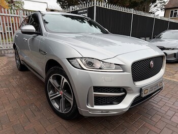 Used Jaguar F-Pace 2017 for sale - 76836579: Photo