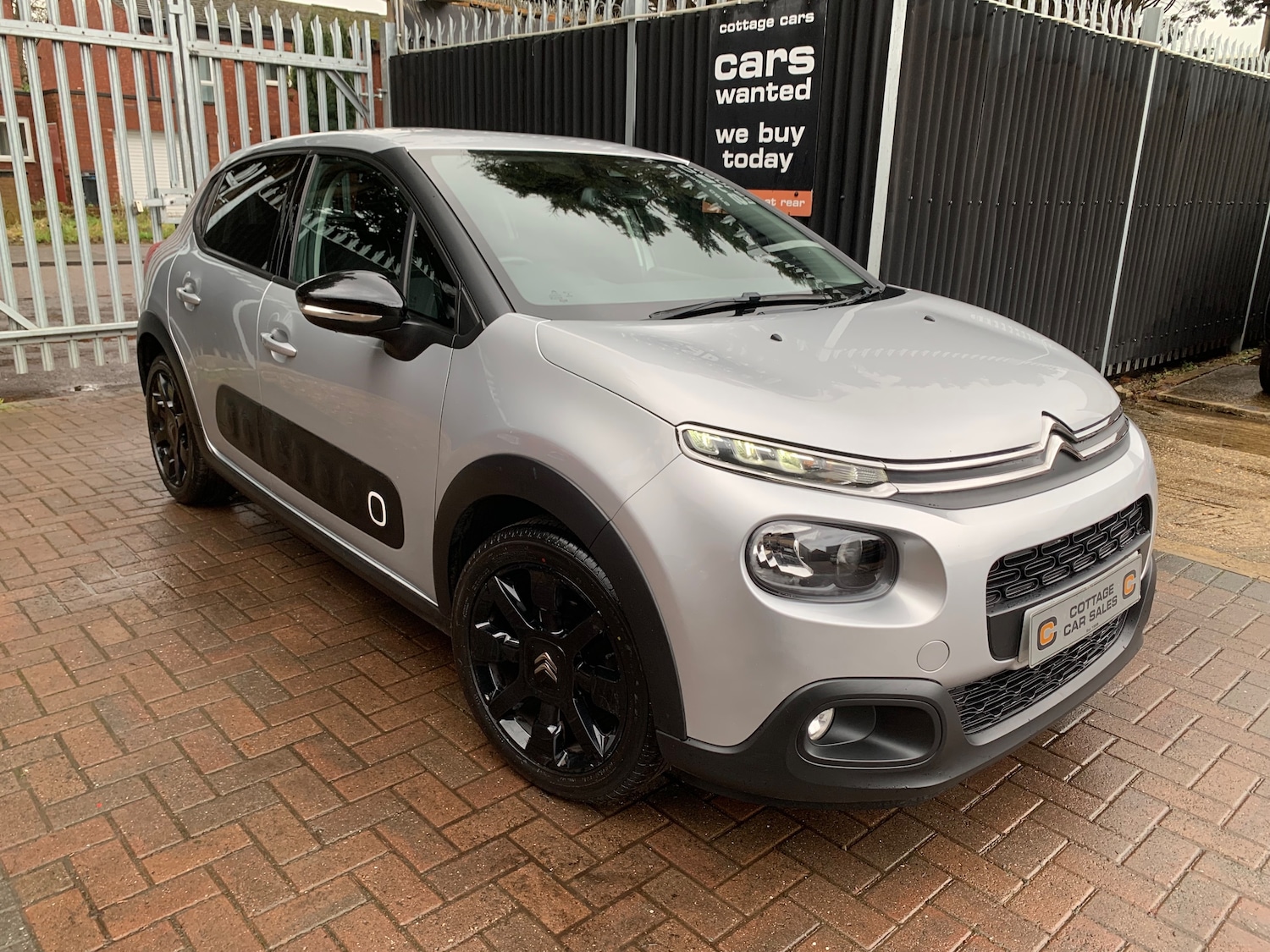 Used Citroen C3 2018 for sale - 77394177: Photo 2