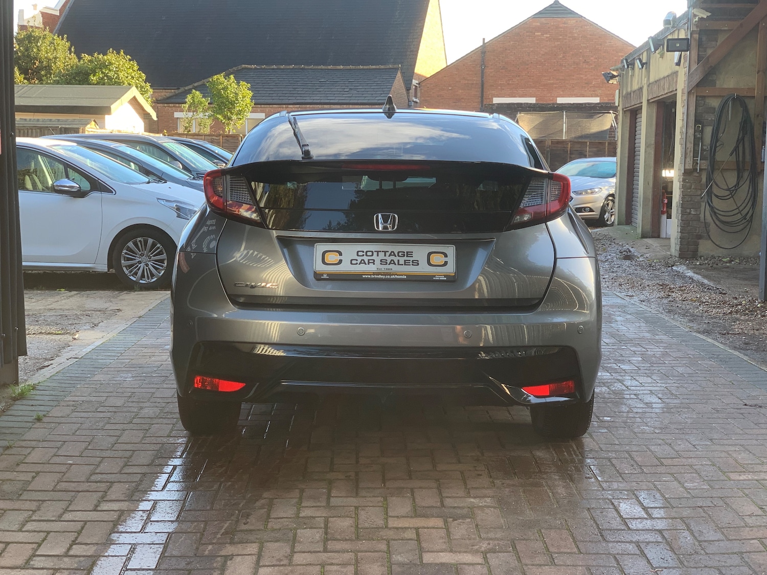 Used Honda Civic 2017 for sale - 76830820: Photo 8