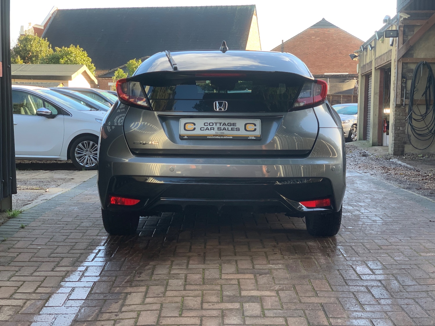 Used Honda Civic 2017 for sale - 76830820: Photo 9