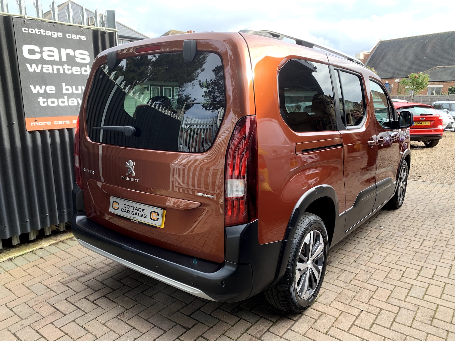 Used Peugeot Rifter 2020 for sale - 77813437: Photo 3