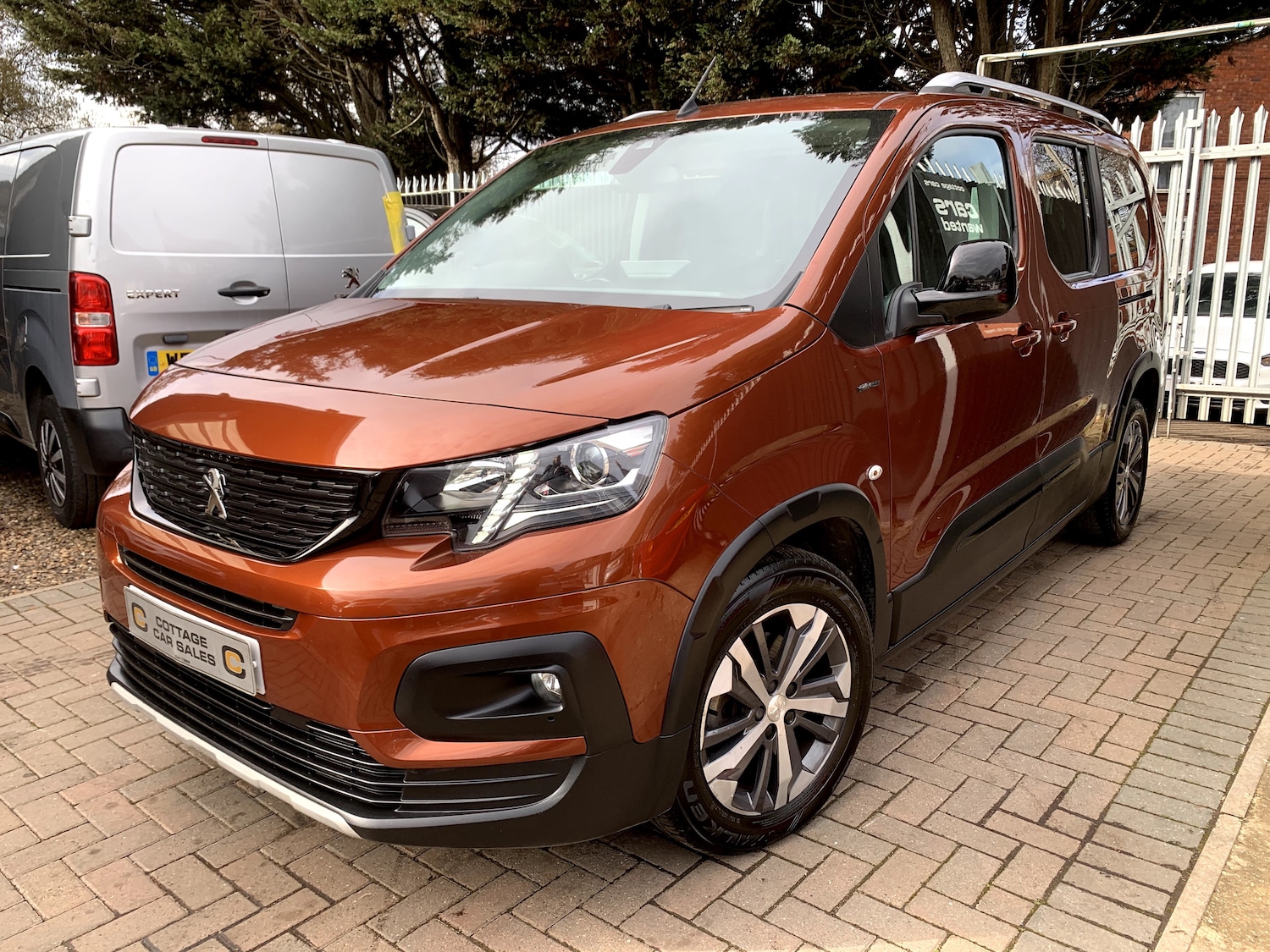 Used Peugeot Rifter 2020 for sale - 77813437: Photo 4