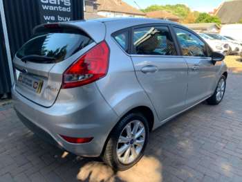 Used Ford Fiesta 2011 for sale - 75102639: Photo