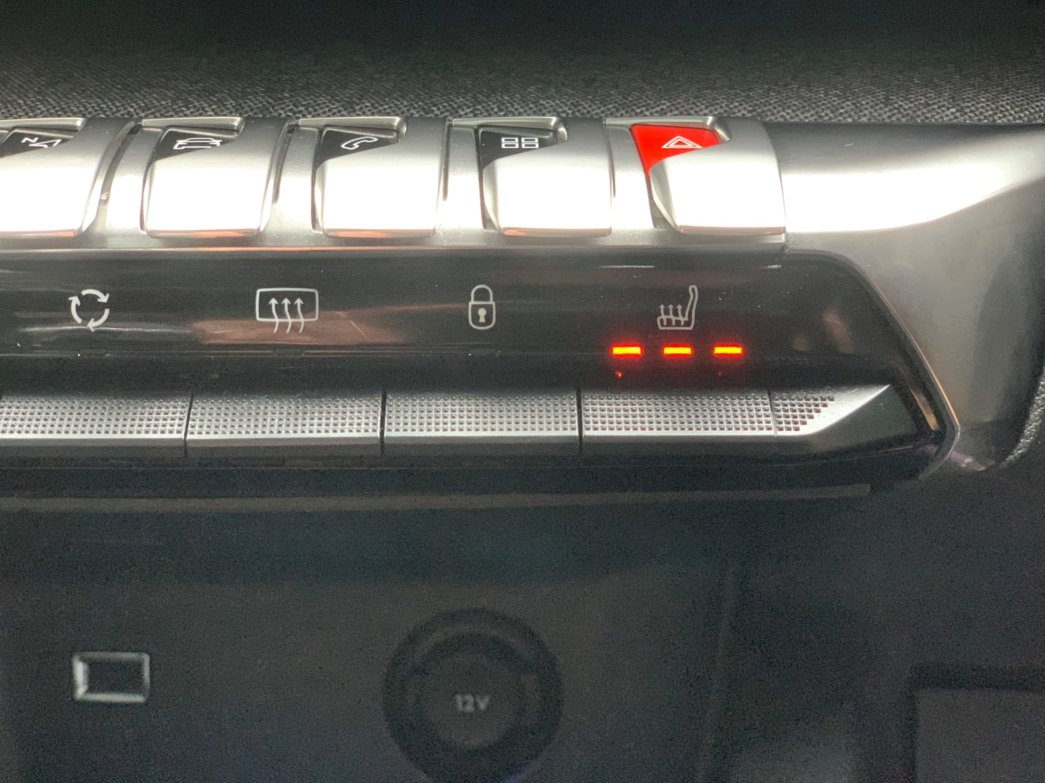 Used Peugeot 3008 2019 for sale - 76719617: Photo 17