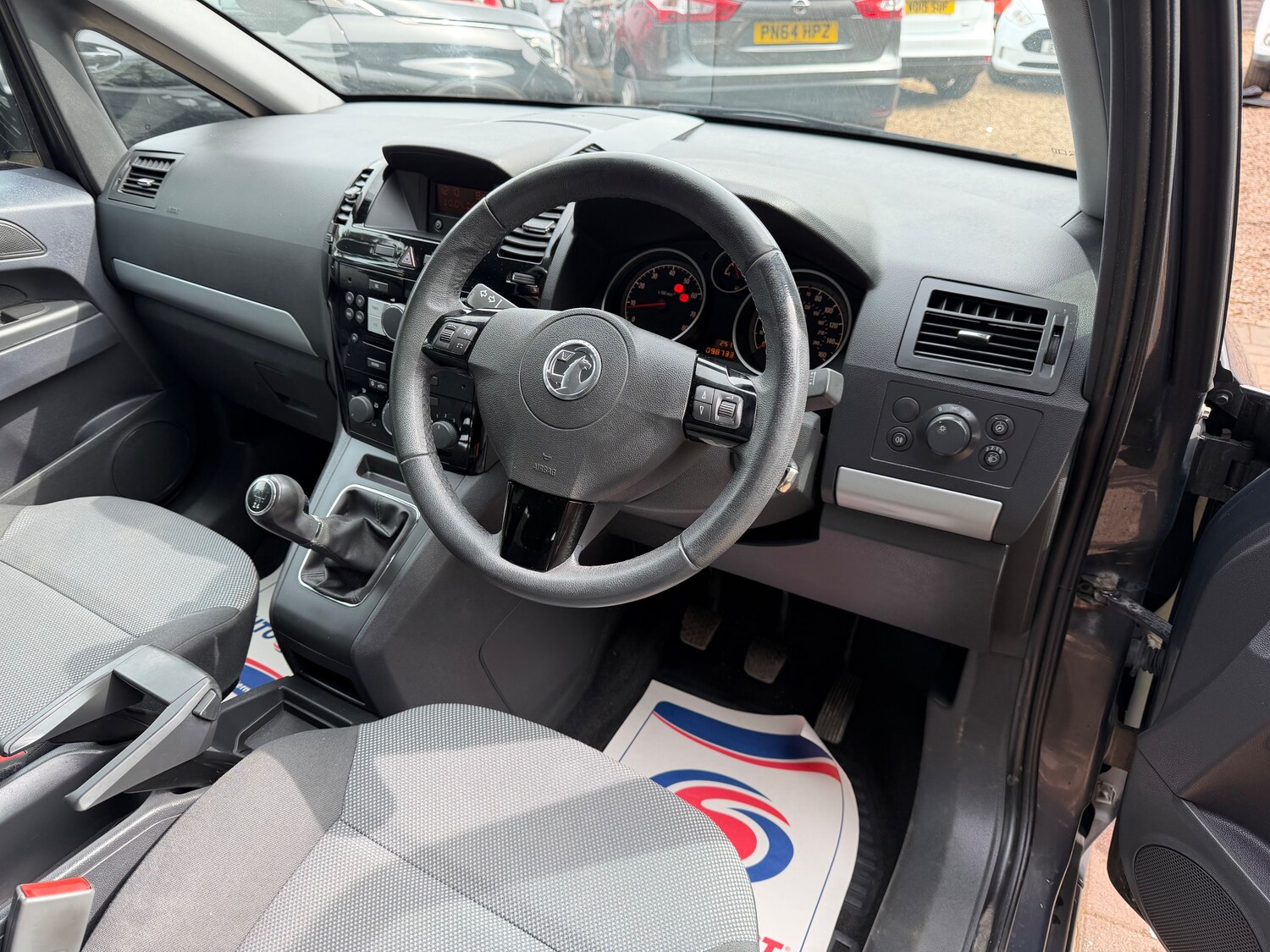 Used Vauxhall Zafira 2014 for sale - 78197190: Photo 8