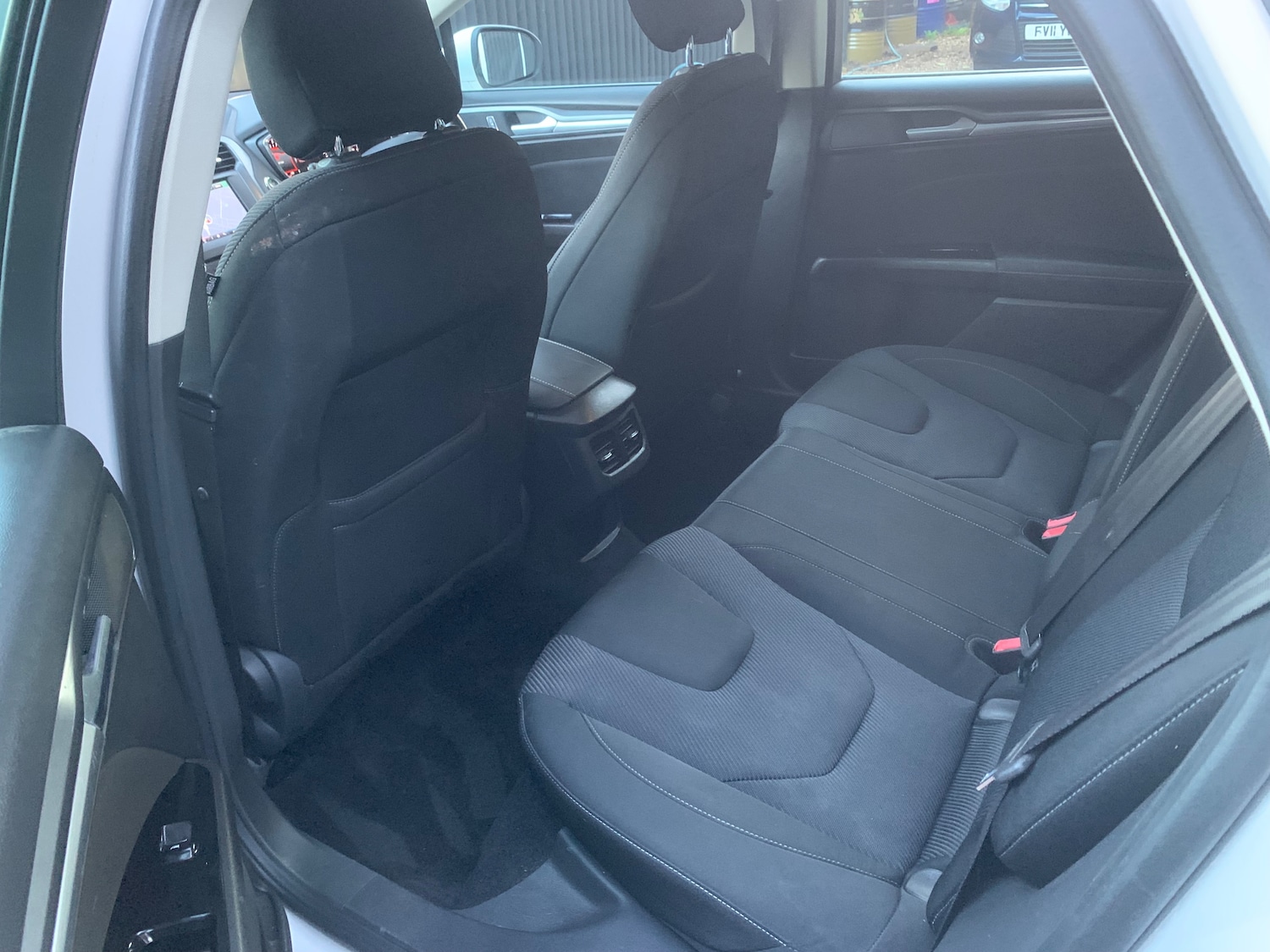 Used Ford Mondeo 2015 for sale - 76792429: Photo 15