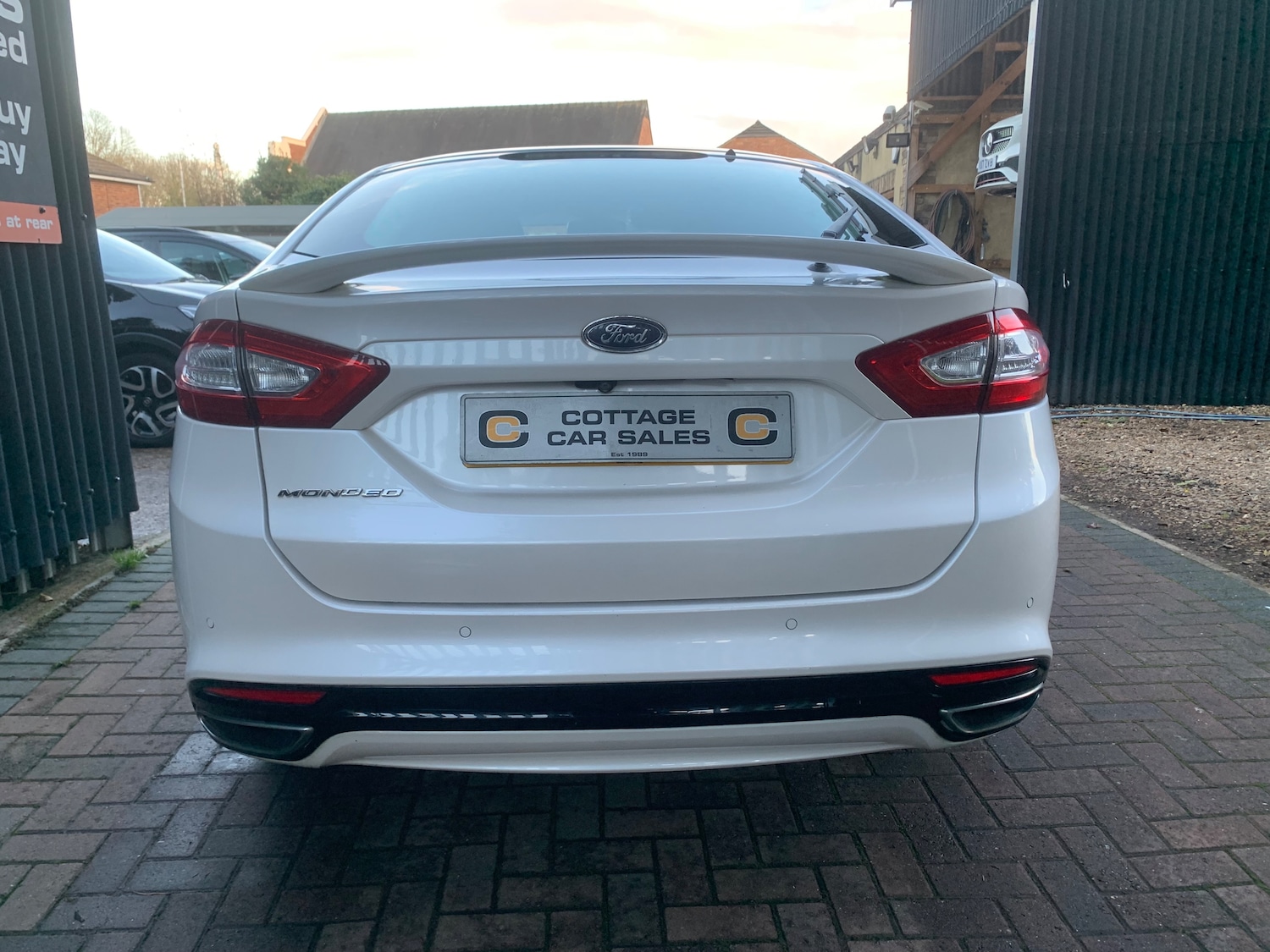 Used Ford Mondeo 2015 for sale - 76792429: Photo 5