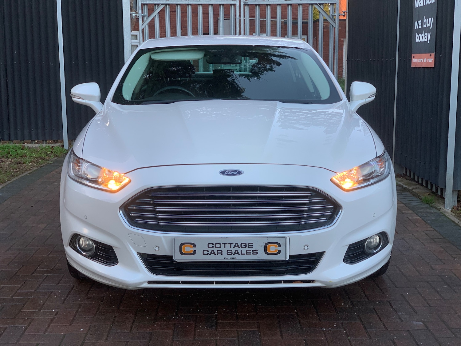 Used Ford Mondeo 2015 for sale - 76792429: Photo 7